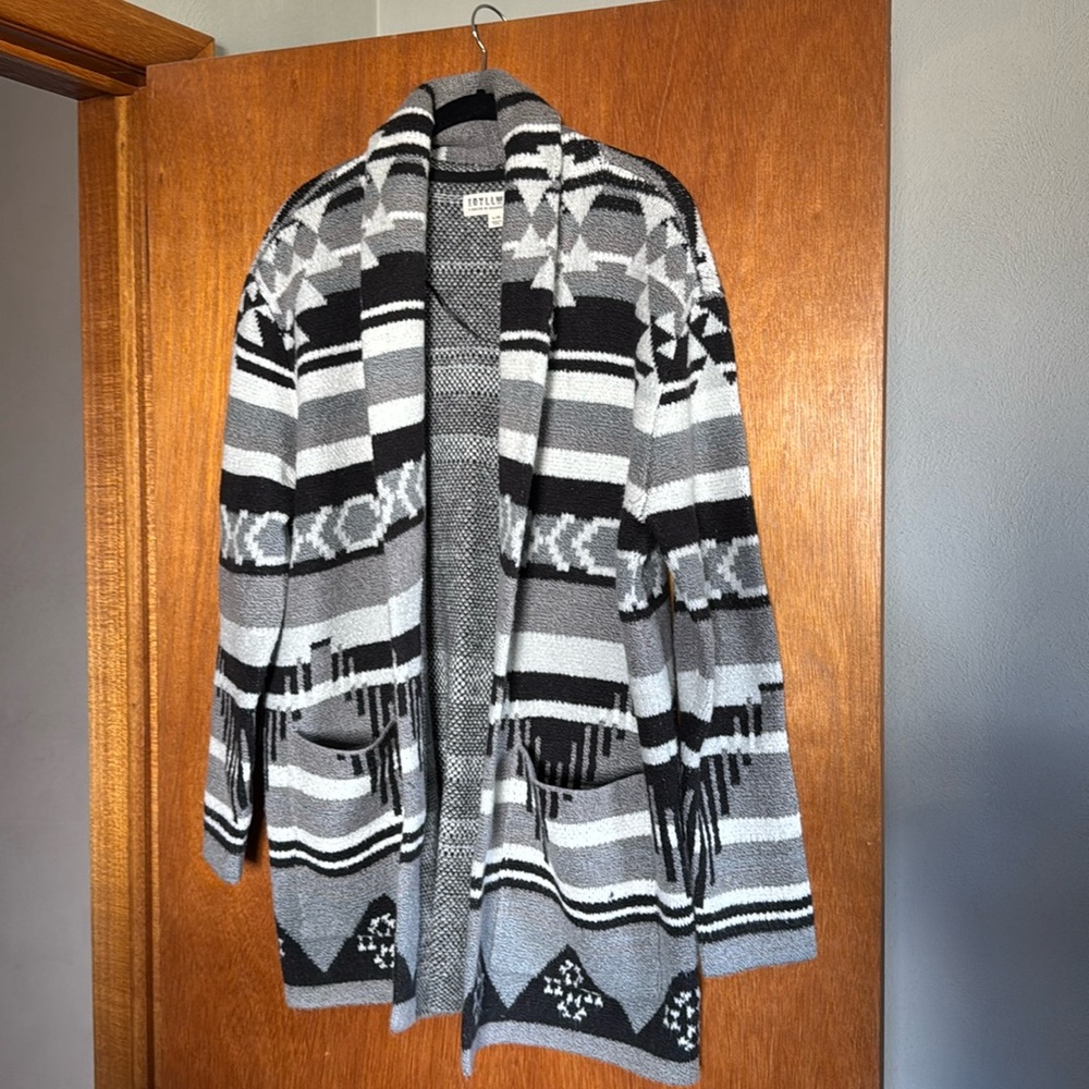 NWT Idyllwind by Miranda Lambert long cardigan sweater, size L